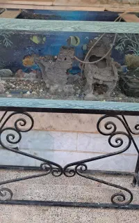 آکواریوم  با پایه