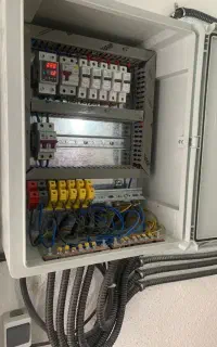 برق کار ساختما و صنعتی