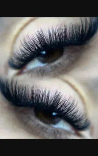 آموزش خدمات مژه
