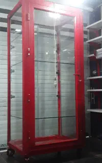 ویترین خشک دومتری