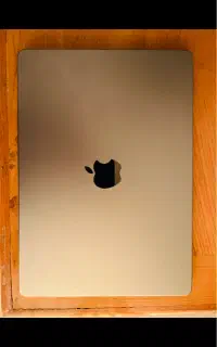 Mac book pro m3 14 inch