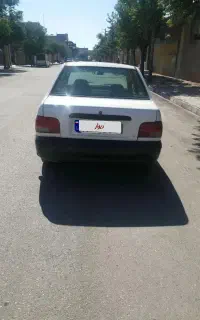 پراید مدل۸۲سالم