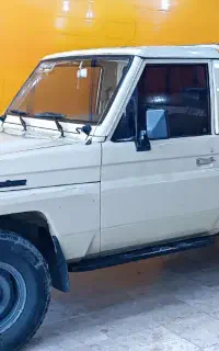 تویوتا لندکروز وانت عروسک