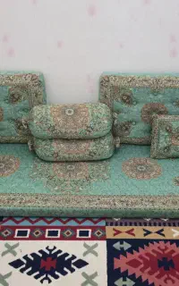 پشتی سنتی شاه‌نشین ، ترمه ۹ تکه