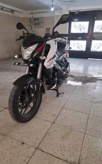 پالس ns200