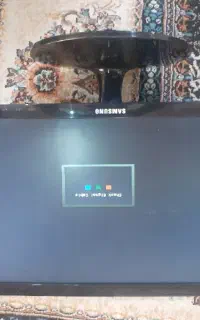 مانیتور Samsung بسیار تمیز