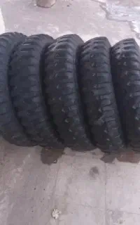 لاستیک جیپ