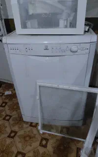 ماشین ظرف شویی ایندزیت