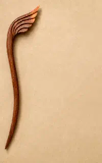 کانزاشی و آویز چوبی