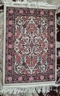 فرش،پشتی گل سرخ بیجار