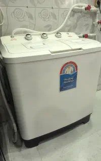 لباسشویی دوقلو 11 کیلویی (زیر 15 بار استفاده شده)