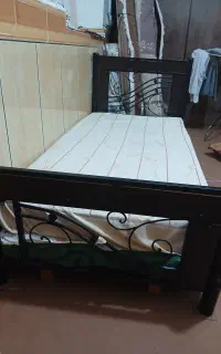 تخت یک نفره