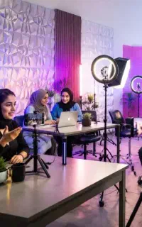 استخدام کارآموزی ادمینی خانم با آموزش