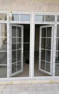درب و پنجره دوجداره و توری پلیسه