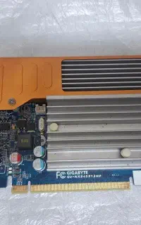 GIGABYTE CARD