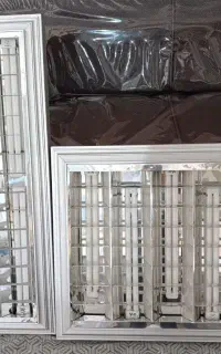 دو عدد لامپ مهتابی
