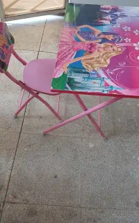 میز و صندلی دخترانه