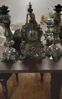 شمعدان و ساعت