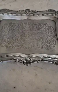 تعدادی ظروف آشپزخانه
