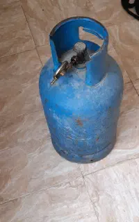 کپسول گاز با لیگلاتور