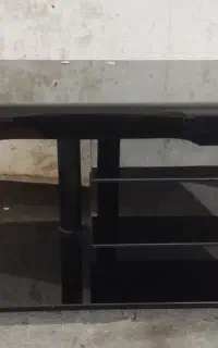 میز تلویزیون در حد نو حراج