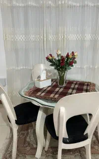 میز ناهار خوری ۴نفره