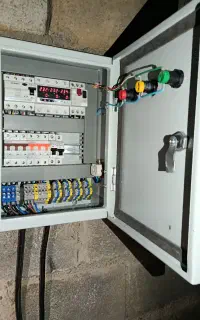 ساخت تابلو برق دستگاه های خشکن صنعتی و خانگی