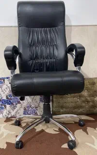 صندلی حرفه ای  مدیریت چرخشی در حد آک