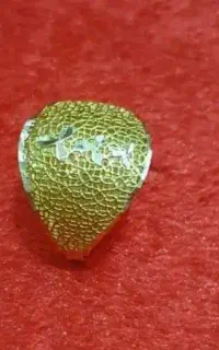 انگشتر ۲ گرم‌و ۴۱۰ سوت به قیمت تابلو