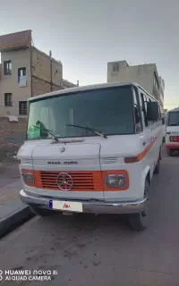 مینی بوس بنز سفید مدل 72