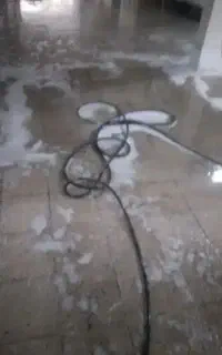 اقا هستم نظافت منزل و راه پله