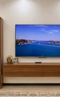 میز تلویزیون دیواری و کتابخانه