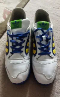 کتونی اورجینال zx  japan درحدنو