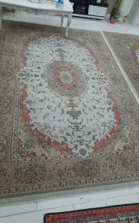 دو عدد فرش شیش متری