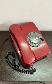 تلفن قدیمی