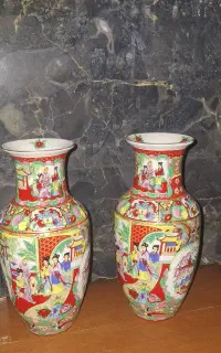 فروش 8 عدد گلدان چینی  یک جا دونه ای 700 تومن مرغی