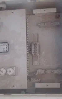 تابلو برق همراه فیوز