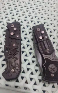 دو عدد چاقوی ضامن دار