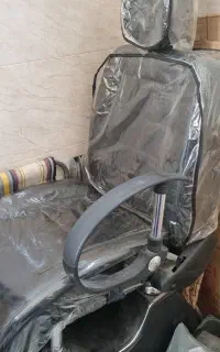 صندلی اصلاح و کاشت مژه تاشو در حد نو ویک‌ترولی