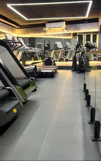 تمرین با مربی ارشد فیزیولوژی ورزش