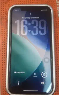 iPhone 11 مشکی ۱۲۸ ZA کم‌کار