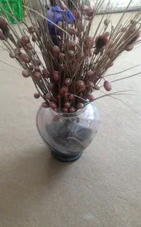 گل و گلدان شیشه ای