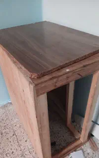 کرسی چوبی نو بدون استفاده