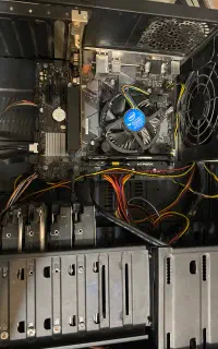 کیس کامپیوتر ddr4 رم ۱۶