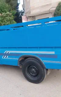 نیسان مدل ۴۰۱