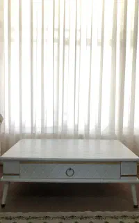 جلو مبلی و میز عسلی