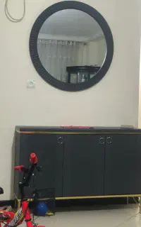 ایینه وکنسول