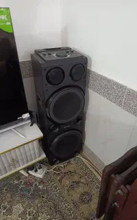 یک جفت باند خانگی  همراه با دوعدد میکروفن بیسیم