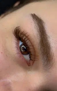اکستنشن مژه تخصصی در جم