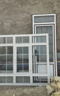 درو پنجره. و کرکره